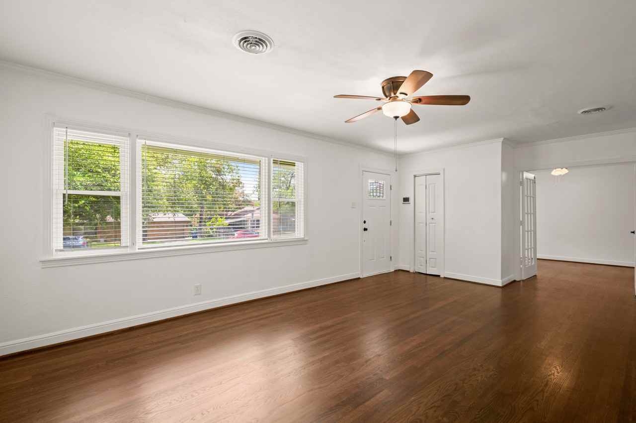 5805 Bull Creek Rd - Photo 4 of 22