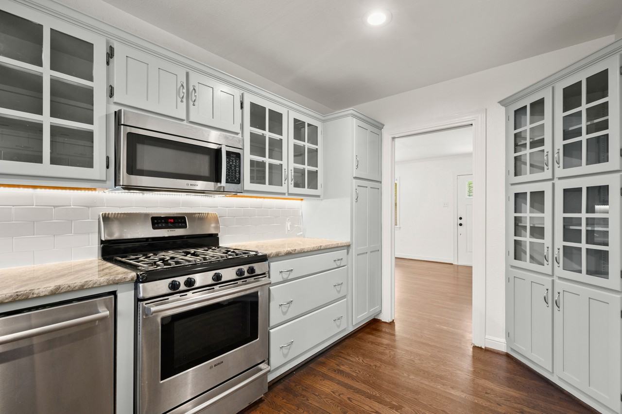 5805 Bull Creek Rd - Photo 7 of 22