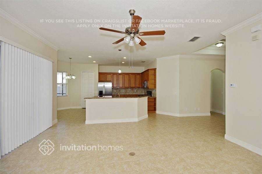 4948 Atwood Dr - Photo 3 of 19