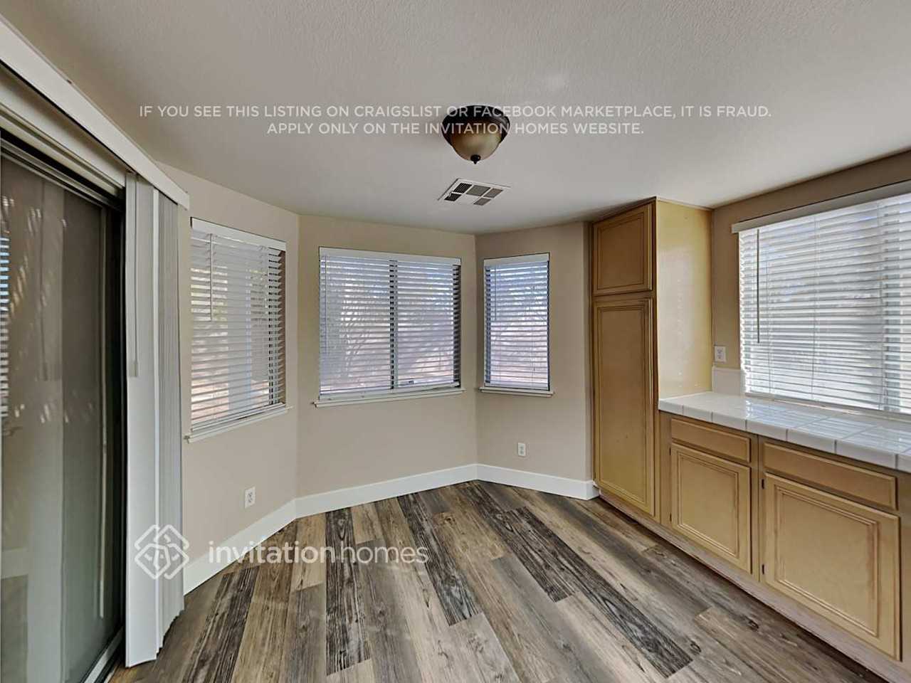 4536 Mancilla St - Photo 7 of 18