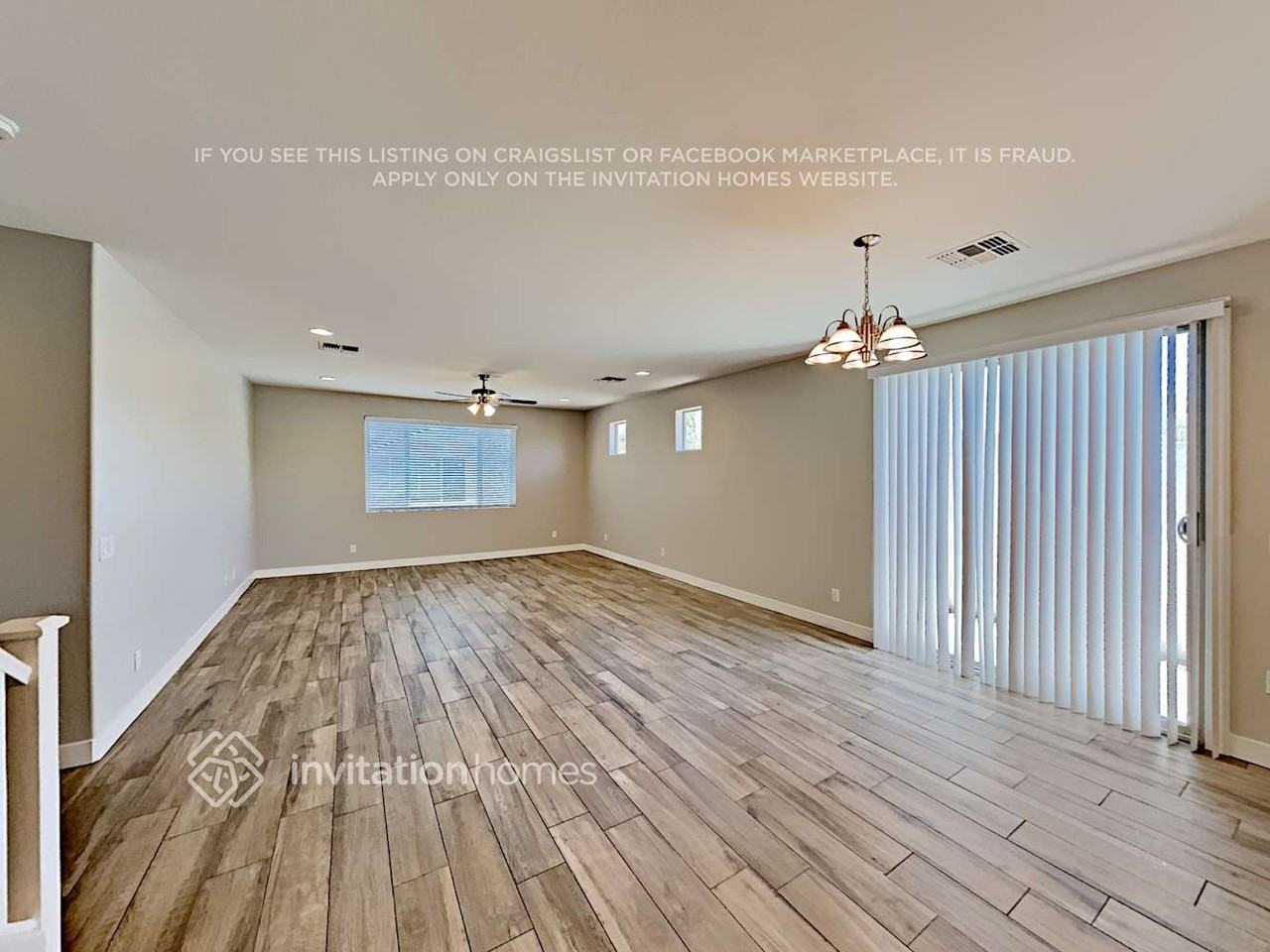 16428 S 10th St - Photo 4 of 19