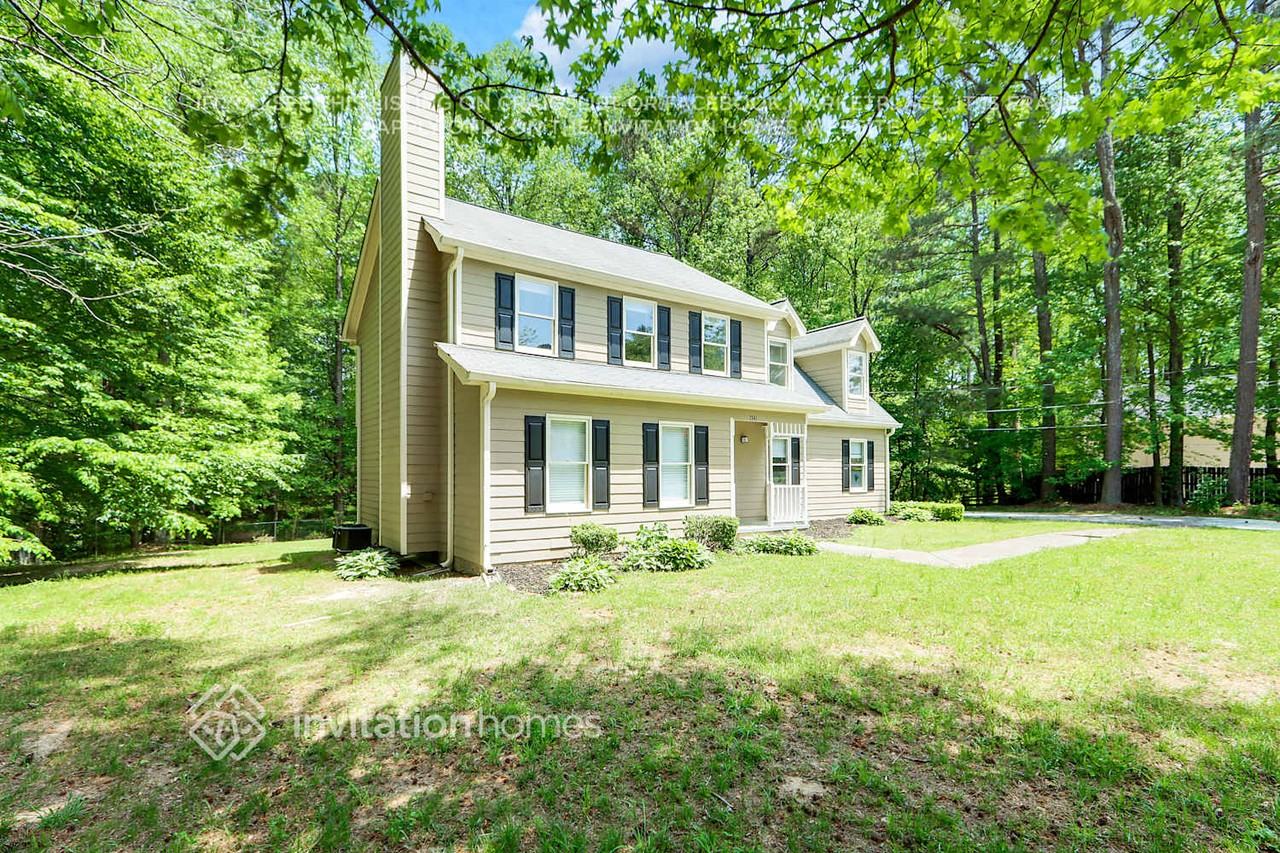 1741 Shady Creek Ln - Photo 3 of 27