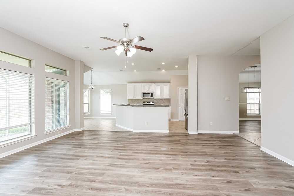 5403 Belvedere Dr - Photo 4 of 19