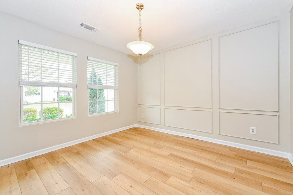 711 Elderberry Way - Photo 6 of 17