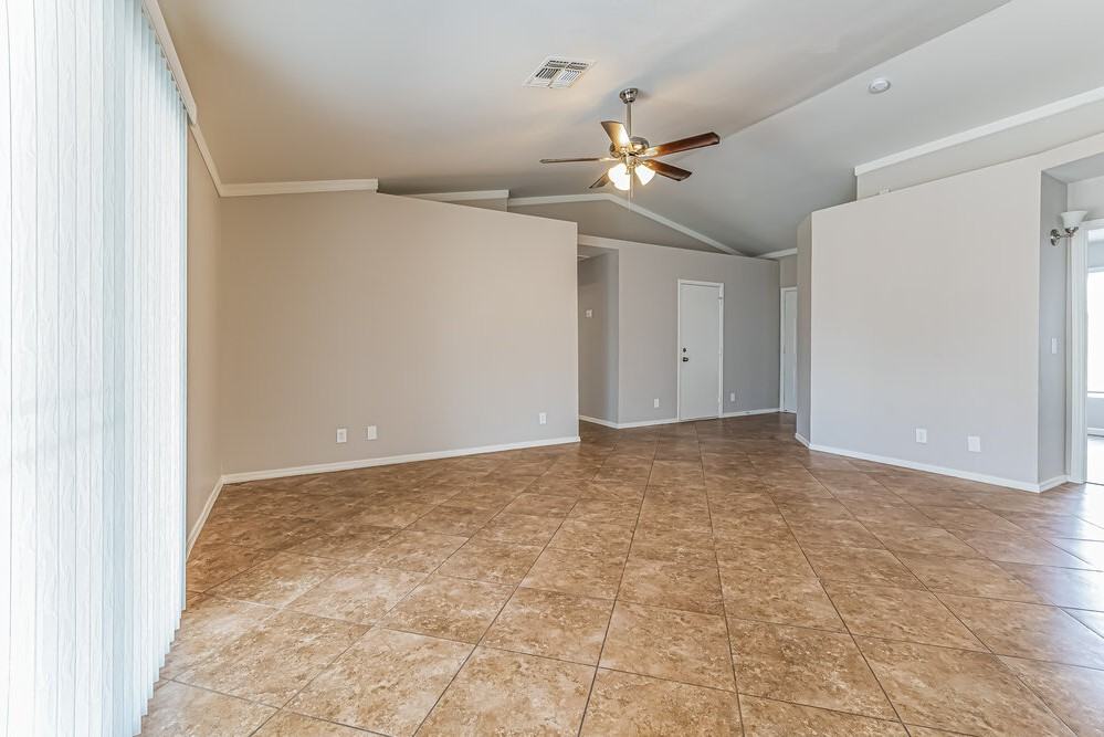 986 S Wanda Dr - Photo 6 of 19