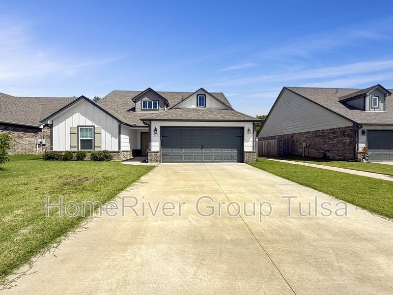 10213 S 233rd East Pl - Photo 2 of 20
