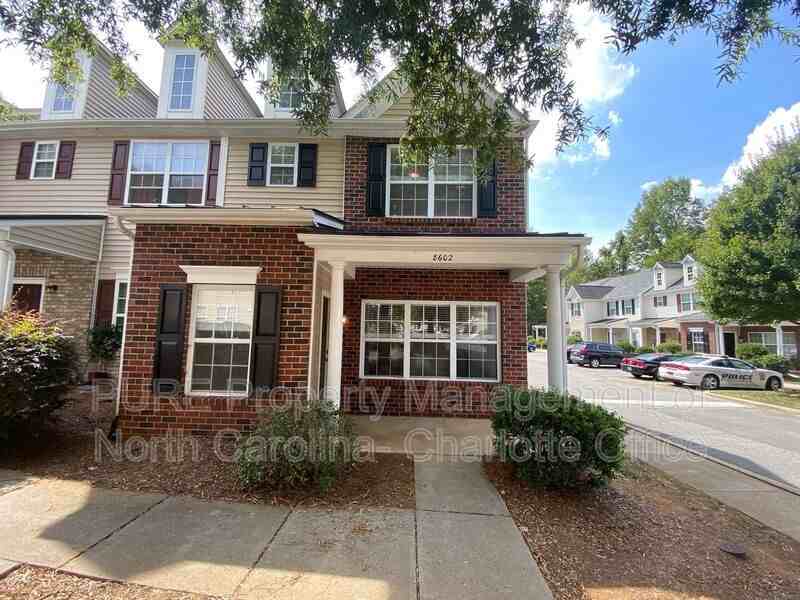 8602 Twined Creek Ln - Photo 3 of 22