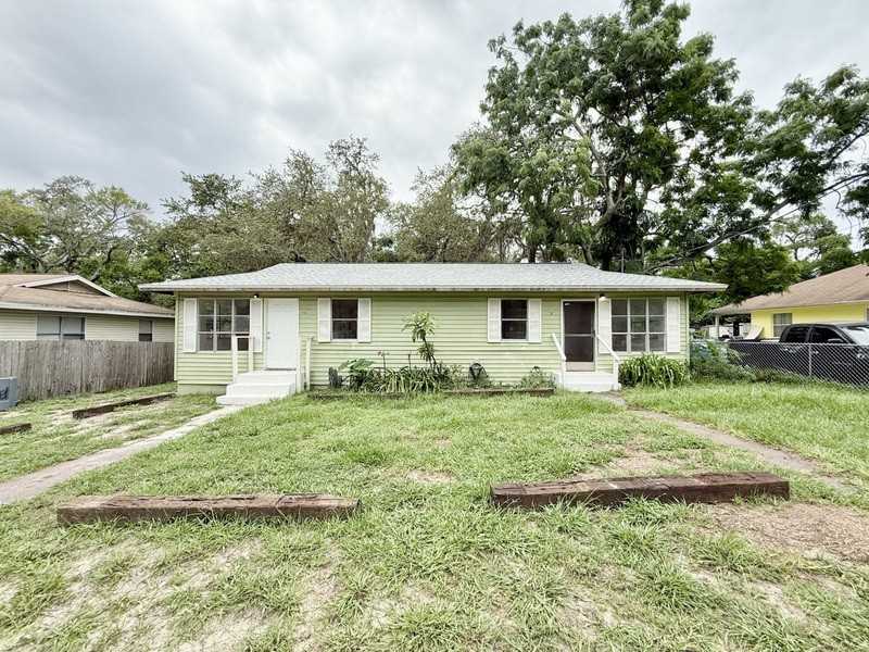 12011 Wanda Ave - Photo 3 of 30