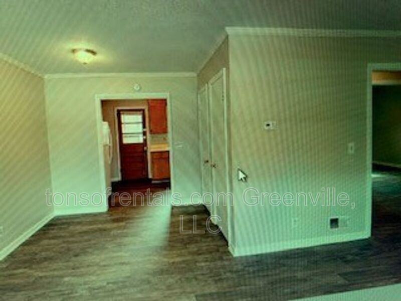 914 Cross Anchor Rd - Photo 4 of 11