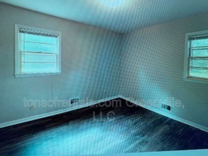 914 Cross Anchor Rd - Photo 7 of 11