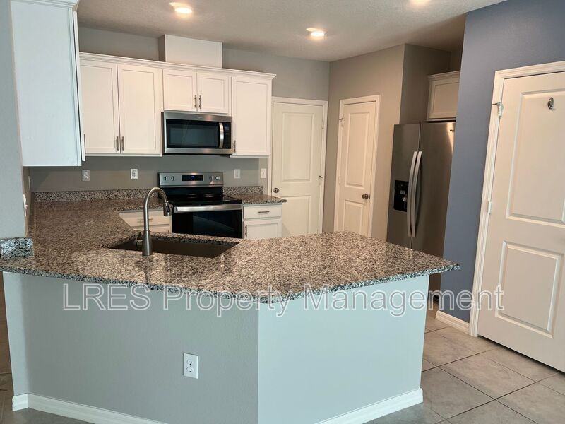 2271 Hollyberry Way - Photo 6 of 19