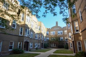 featured image of 4826 W Addison St #2S