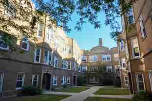 4826 W Addison St #2S - Photo 1 of 1