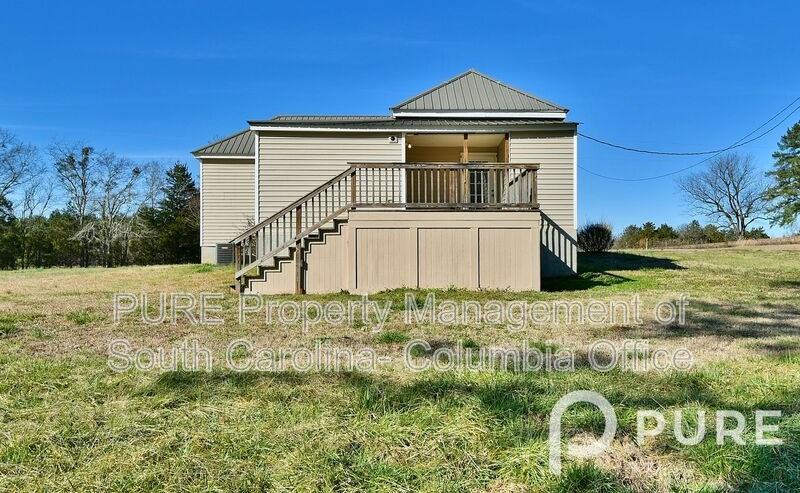 5674 Duncan Road - Photo 6 of 50