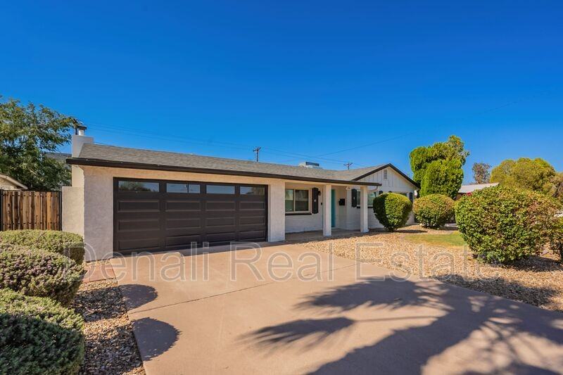 6808 E Loma Land Dr - Photo 2 of 38