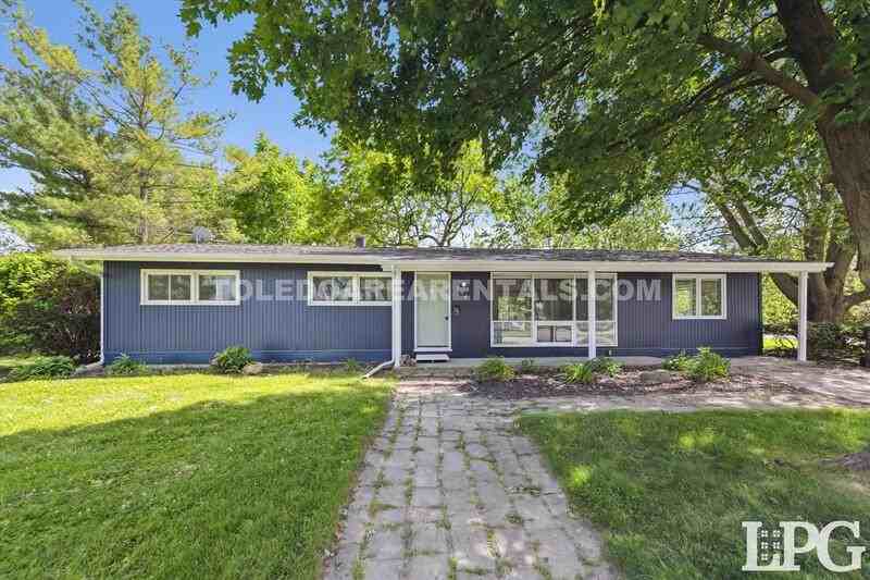 804 Village Trail Dr - Photo 5 of 45