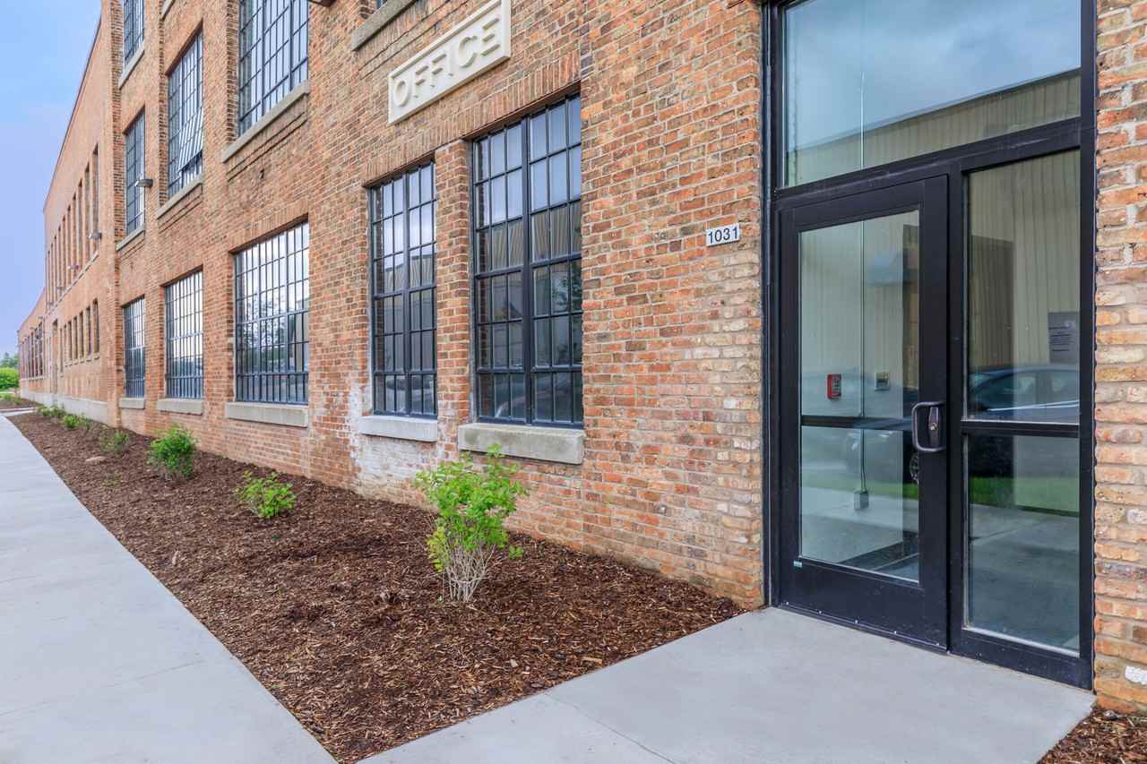Badger State Lofts - Photo 2 of 21
