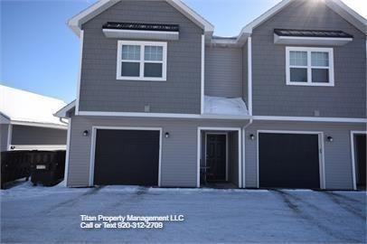 410 W. Winneconne, Neenah - Photo 2 of 18