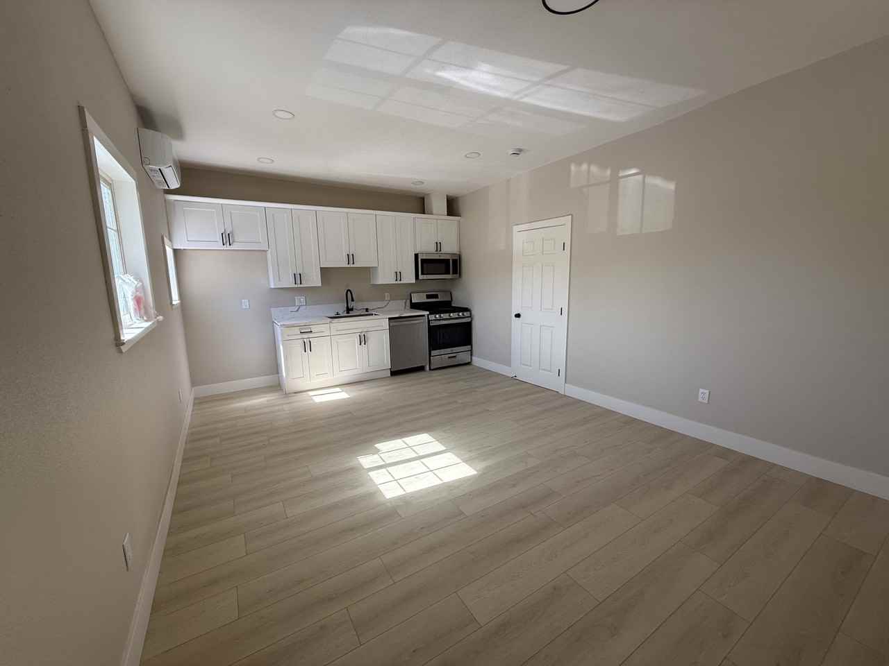 5891 Montclair Avenue-New - Photo 7 of 17