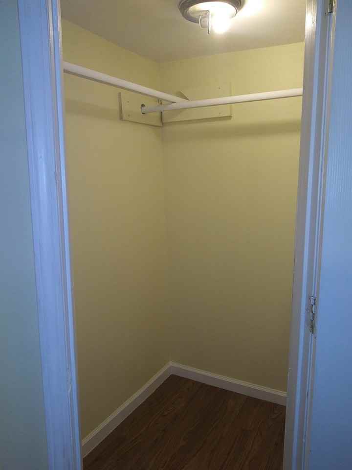 1274 Hodson Drive - Photo 2 of 10