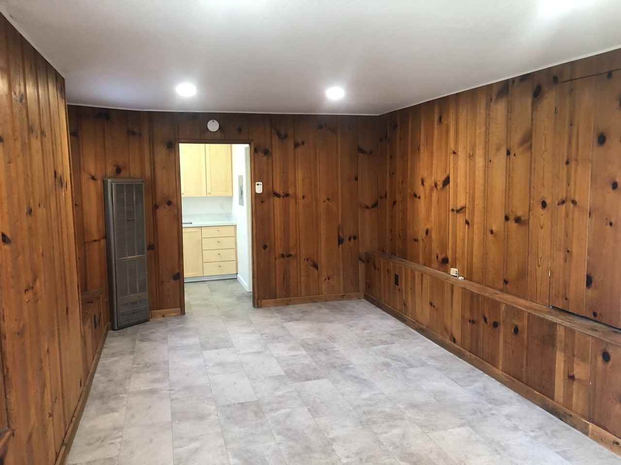 2415 Virginia St - Photo 7 of 10
