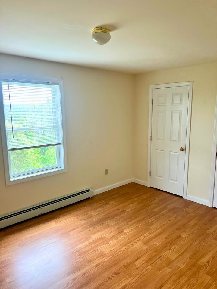 12 Colby Way - Photo 3 of 15