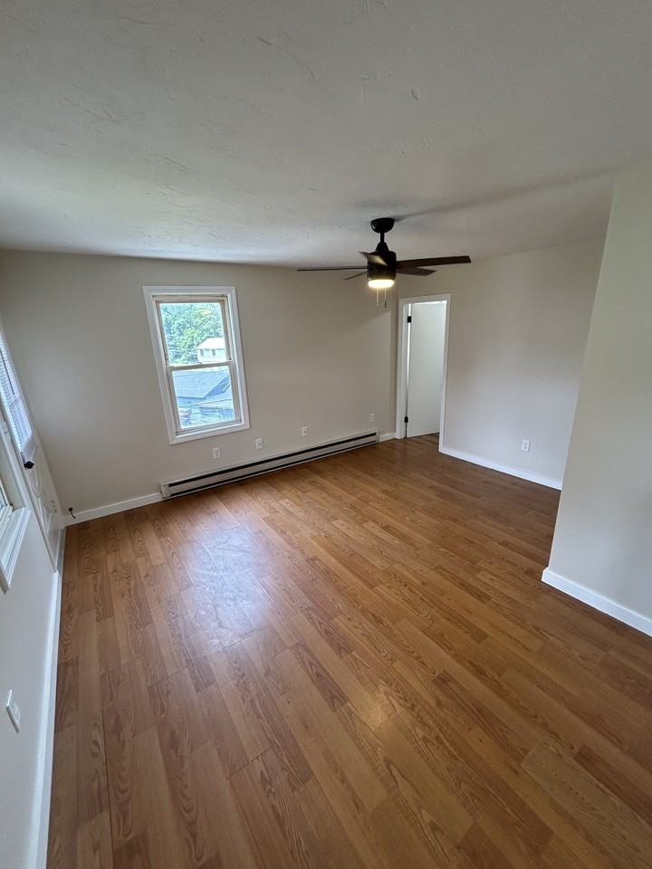 109 Morris Street - Photo 2 of 5