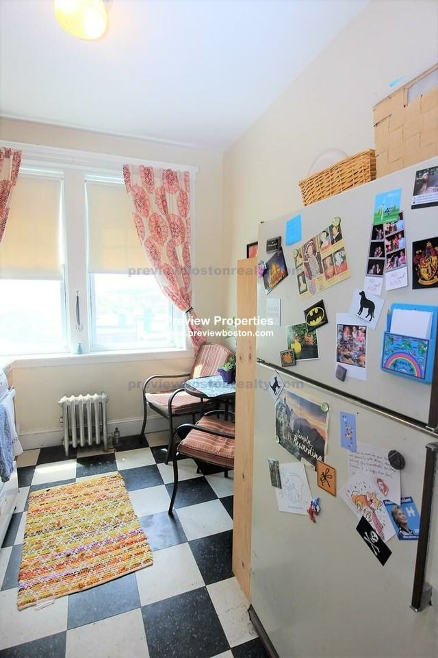 Commonwealth Ave #32 - Photo 4 of 15