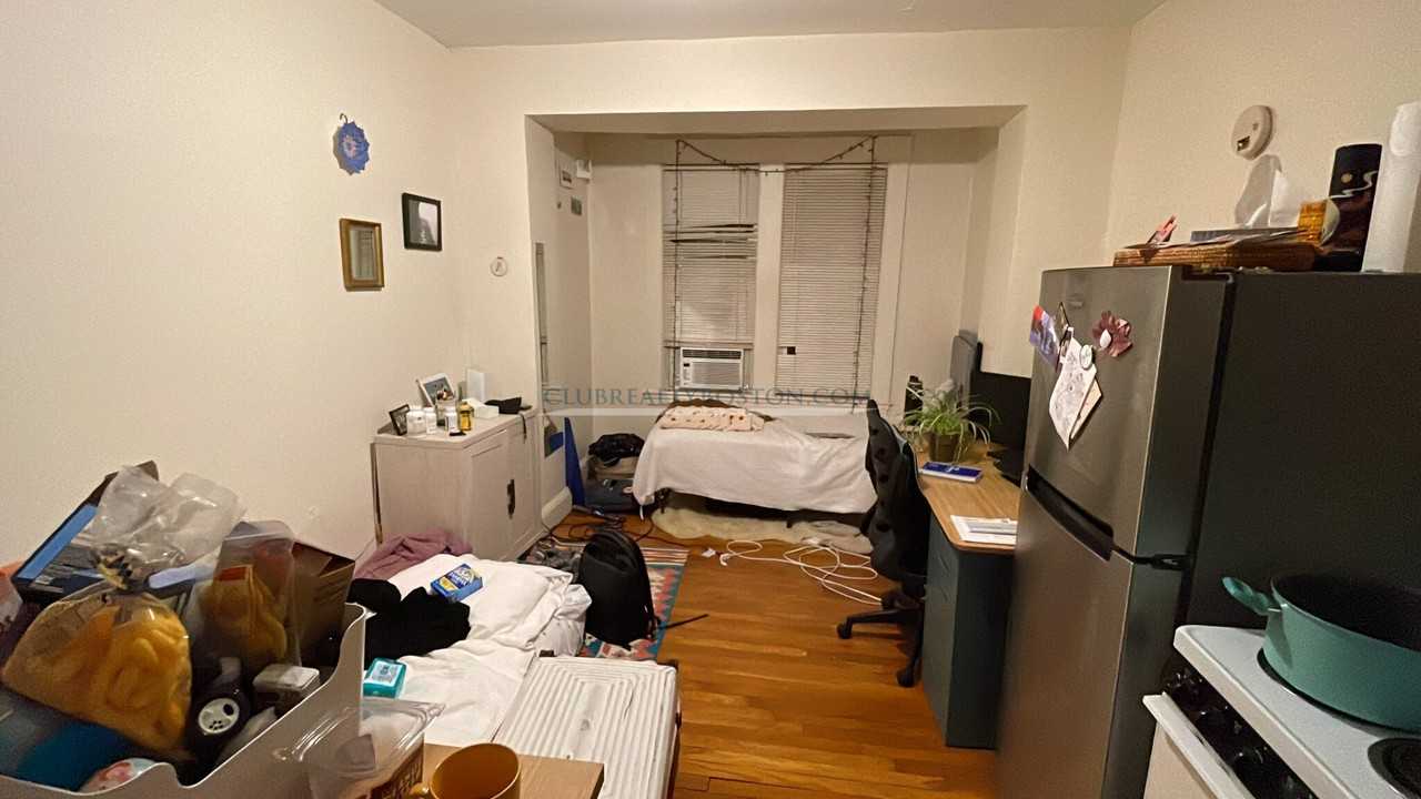 70 Strathmore Rd #11A - Photo 5 of 14