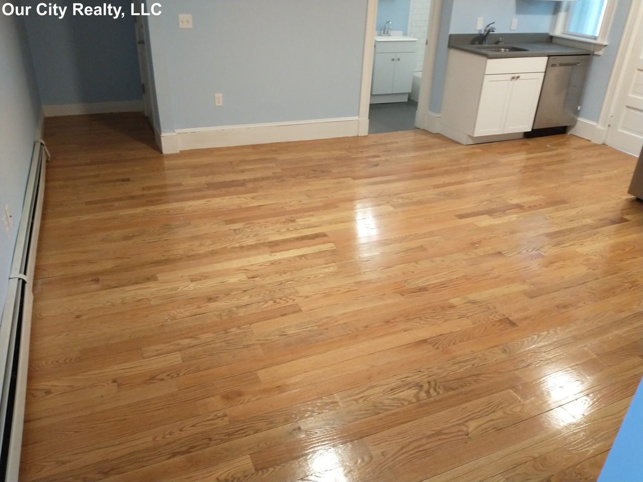 Beacon St #4 - Photo 2 of 5