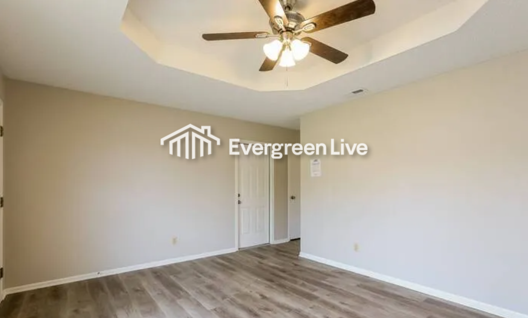902 Johnson Cir - Photo 4 of 14