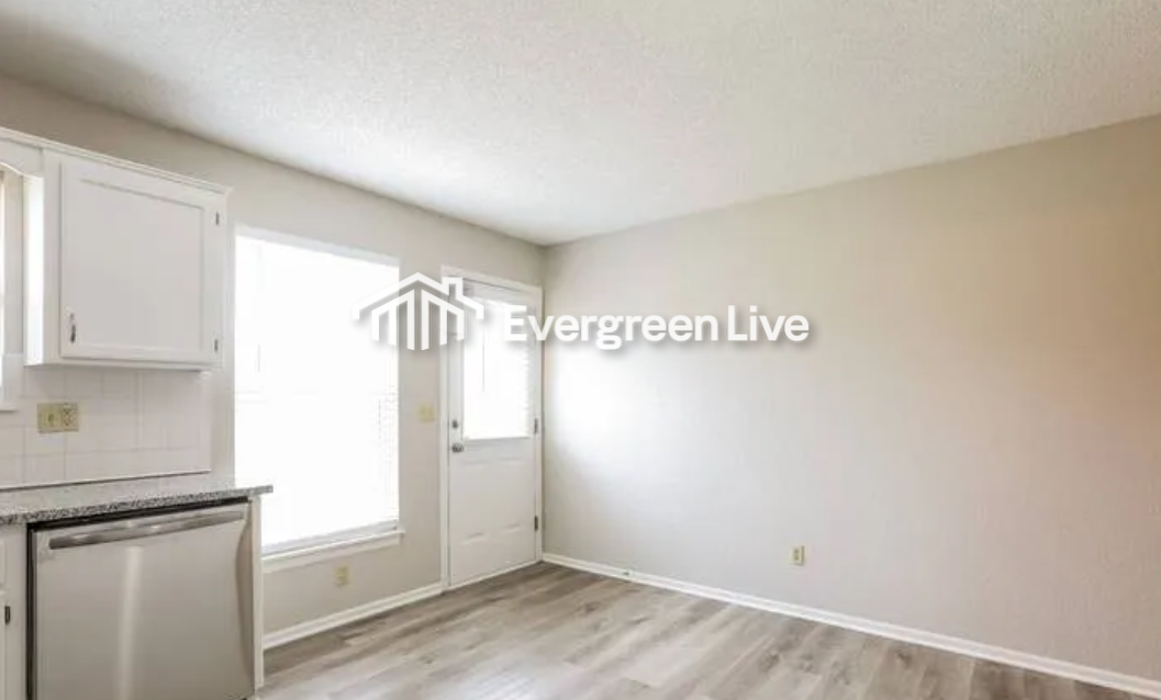902 Johnson Cir - Photo 7 of 14
