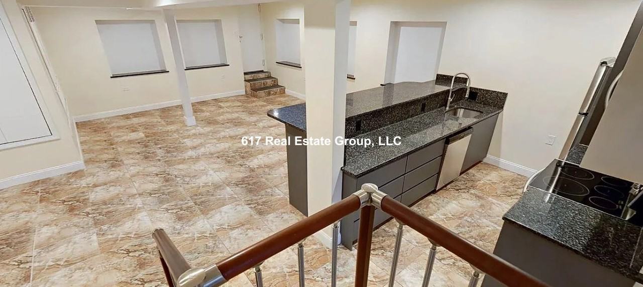 25 Saint Marys Ct #3 - Photo 3 of 6