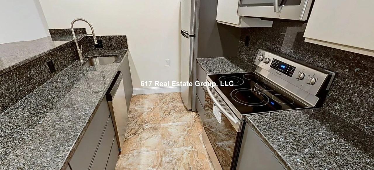 25 Saint Marys Ct #3 - Photo 4 of 6