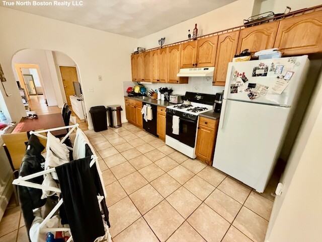 47 N Margin St #3 - Photo 4 of 16