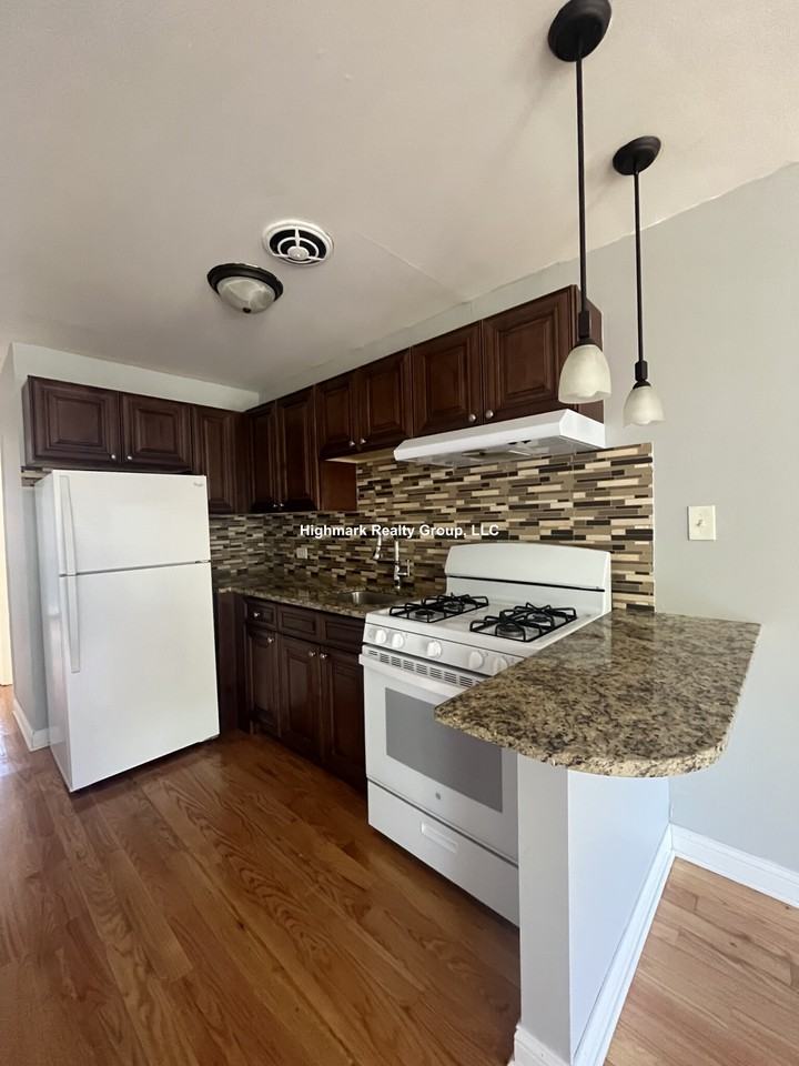 8506 North Waukegan Road #7