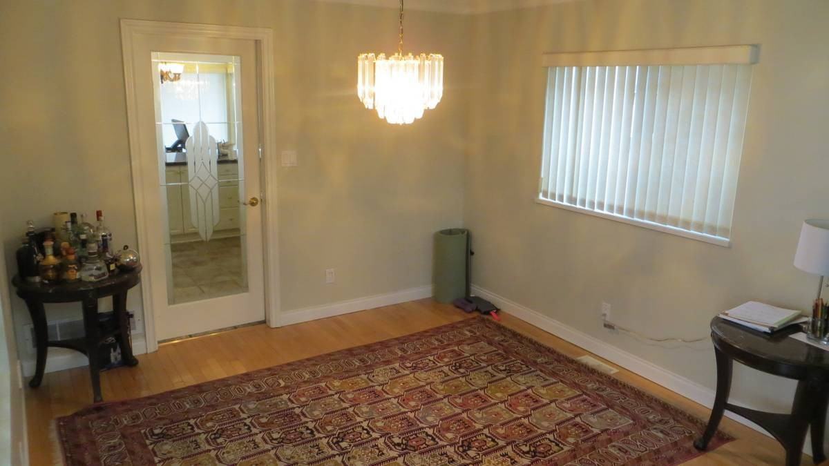 2738 Mahon Avenue - Photo 3 of 12