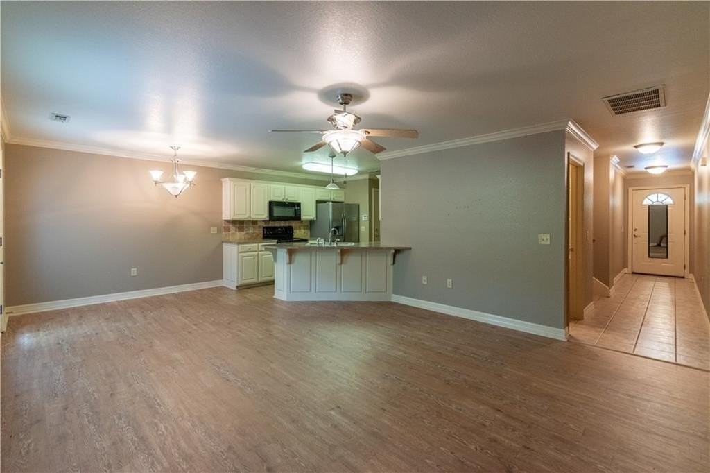 2110 E Cinnamon Way - Photo 5 of 15