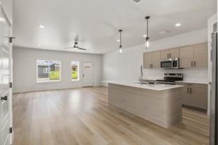 4623 King Ave W - Photo 1 of 1