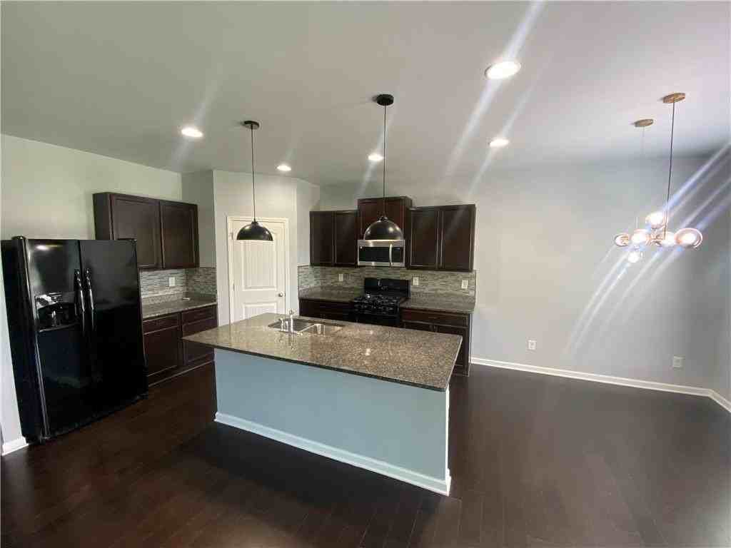 5224 Cantbury Way - Photo 4 of 24