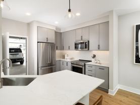 Avalon Wayne - Photo 1 of 1