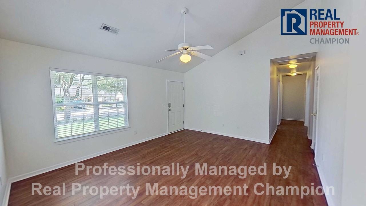 4228 Sunglow Dr - Photo 4 of 20