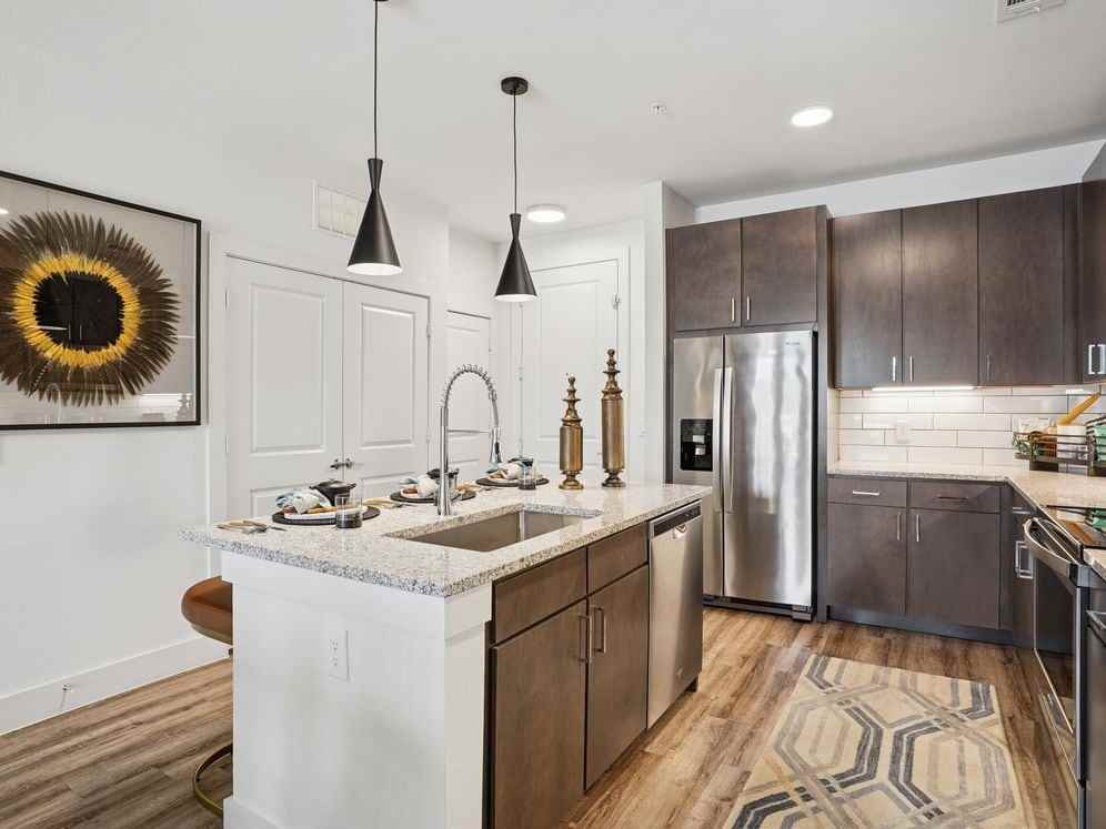 Avalon Castle Hills - Photo 2 of 46