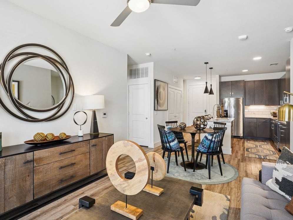 Avalon Castle Hills - Photo 4 of 46