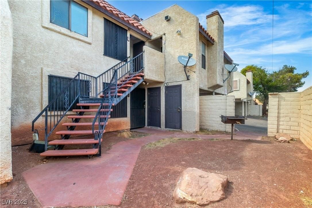 2200 Venus Ave #C - Photo 2 of 19