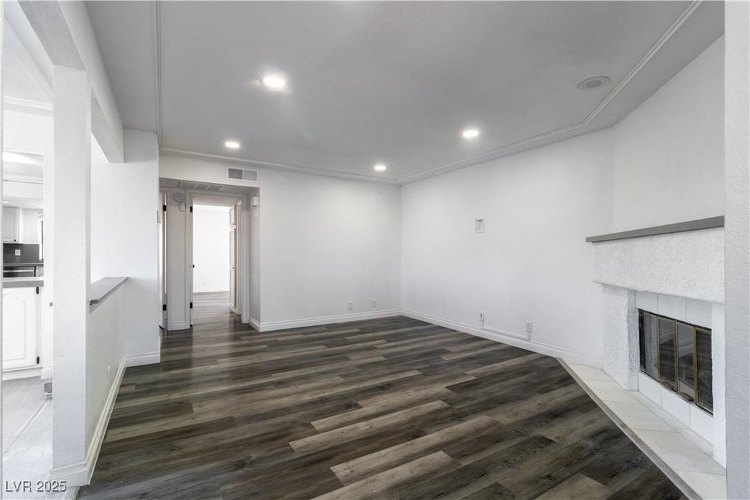 2200 Venus Ave #C - Photo 4 of 19