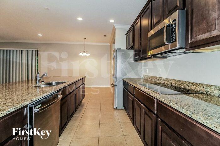 23545 Shallow Ave - Photo 3 of 7