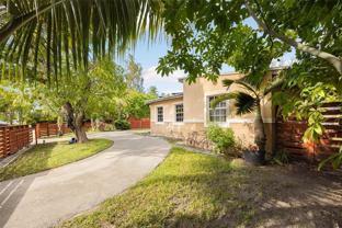 6401 Sw 63rd Ct - Photo 1 of 1