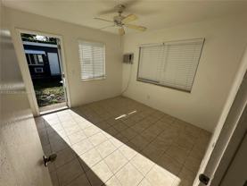 610 Ne 12th Ave #1 - Photo 1 of 1