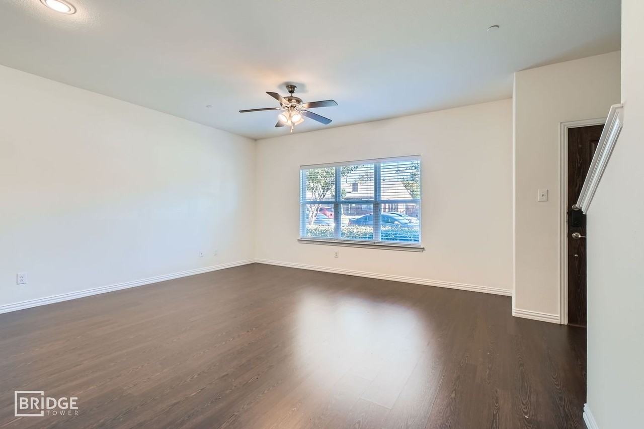 1412 Lake Crest Ln - Photo 6 of 25